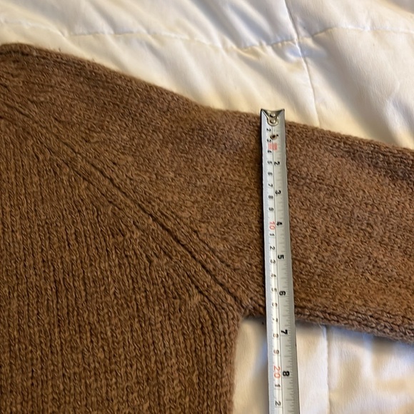 The Group by Babaton Aritizia
Day Off Turtleneck in Camel Size Small 100% Alpaca - Picture 15 of 15
